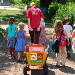 Bühnenbild Kindergeburtstag Neu